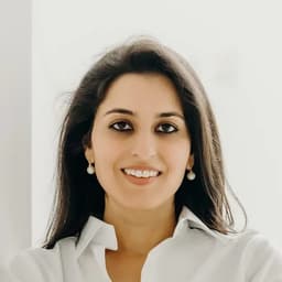 Pia Dandiya