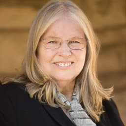 Lisa Kinney