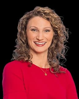 Callie Barr